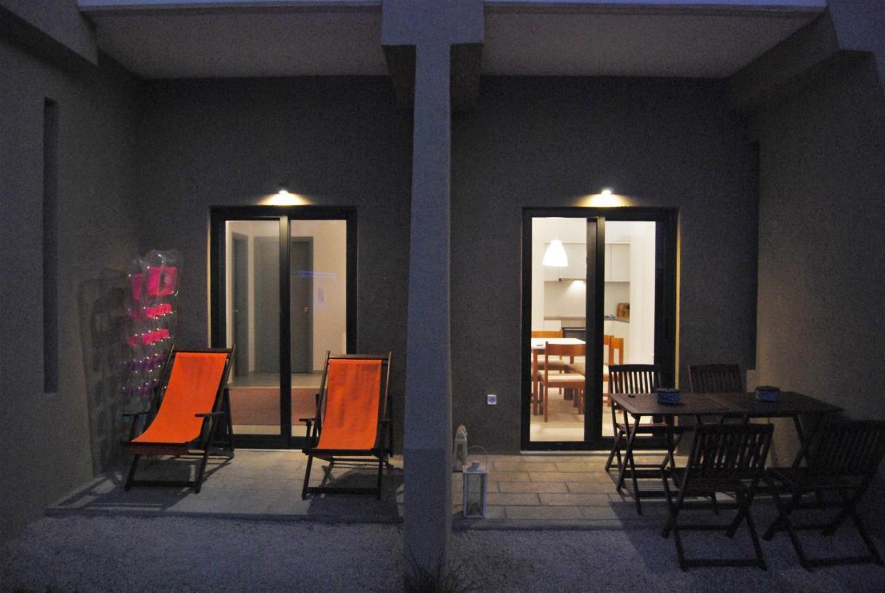 Endless Summer Pool Flat Ixia  Luaran gambar