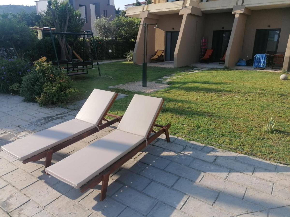 Endless Summer Pool Flat Ixia  Luaran gambar